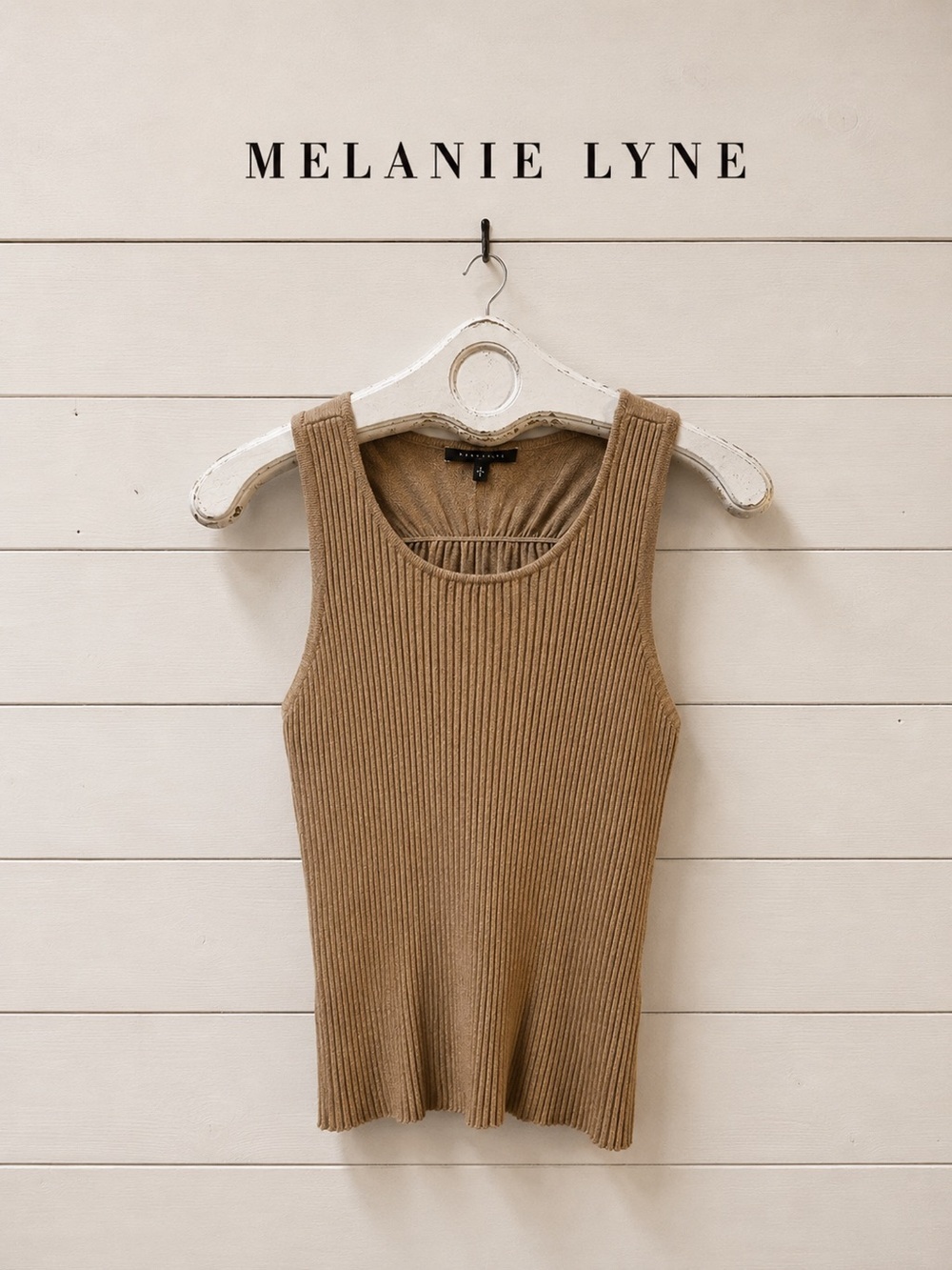 MELANIE LYNE Gold Shimmer Ribbed Sleeveless Top – Size L
